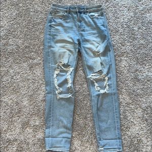 American Eagle Stretch Boyfriend/Mom Jeans